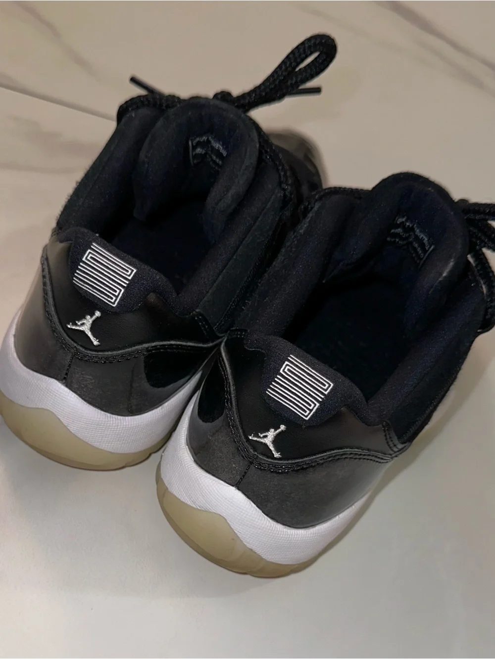 2017 Air Jordan 11 Retro Low Barons Size 9